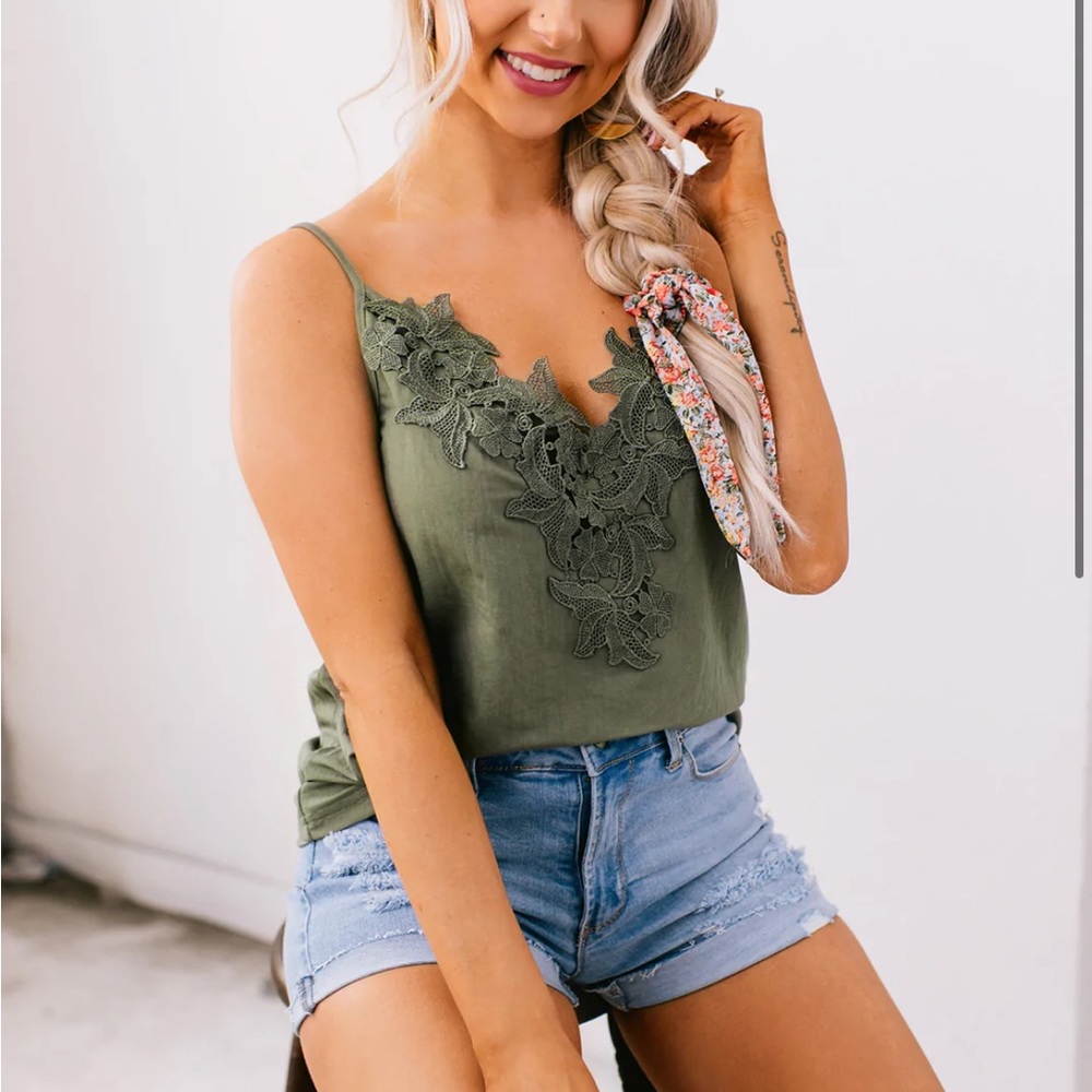 Tank top - Picture 2 of 2
